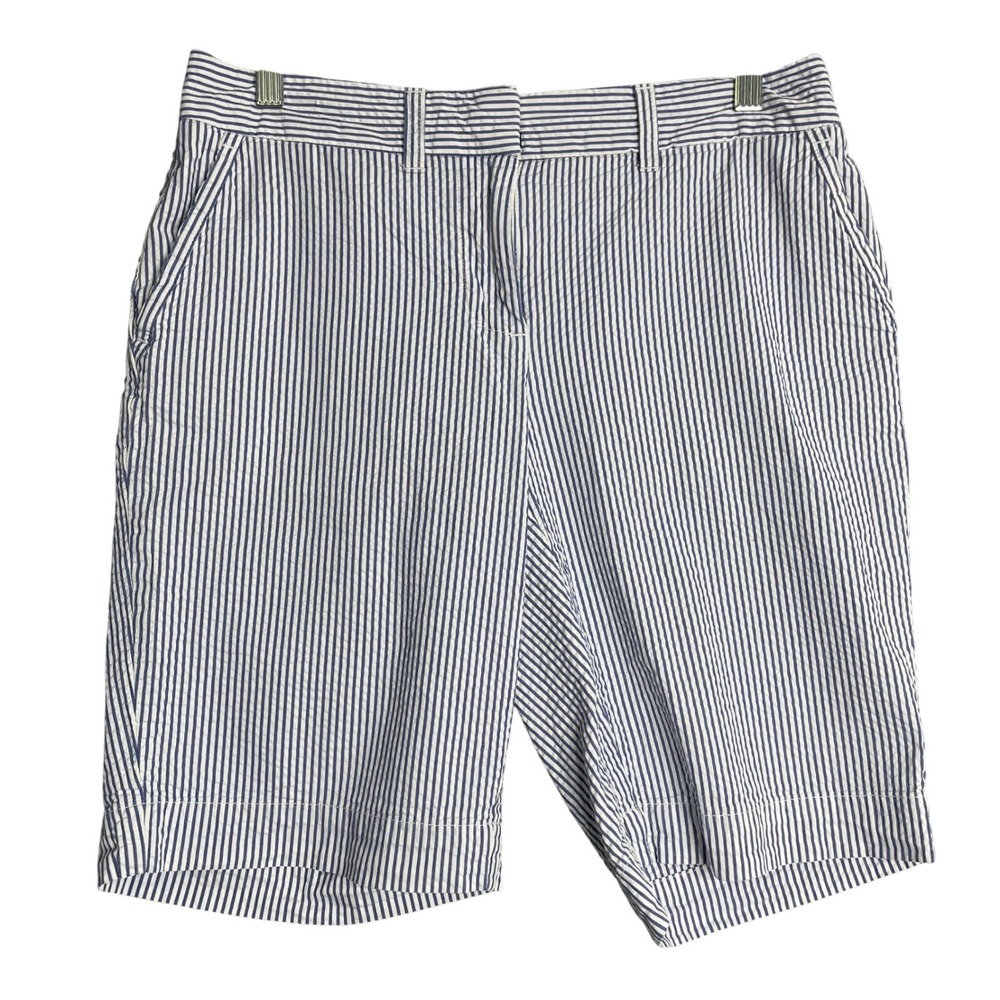 LL Bean Favorite Fit Straight Leg Shorts Womens 6 Blue‎ White Stripe Seersucker